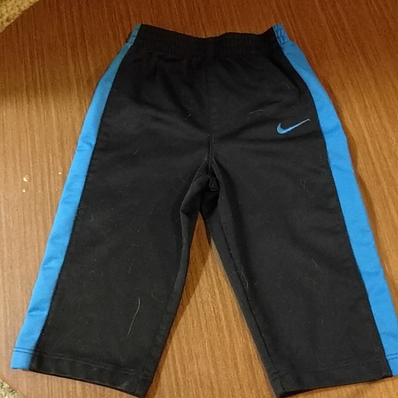 12M 3piece Nike Bundle - Picture 4 of 6